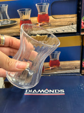 Laden Sie das Bild in den Galerie-Viewer, Diamonds Cay Gläser