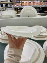 Laden Sie das Bild in den Galerie-Viewer, Junghaus Porzellan Tafelservice