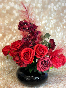 Künstliche Blume mit Vase