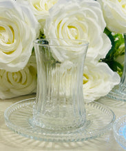 Laden Sie das Bild in den Galerie-Viewer, Roland Teegläser Set