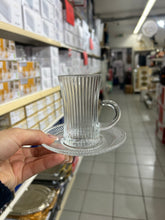 Laden Sie das Bild in den Galerie-Viewer, Royal Design Tee Gläser