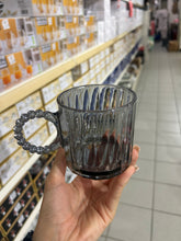 Laden Sie das Bild in den Galerie-Viewer, Gläser mit Griff